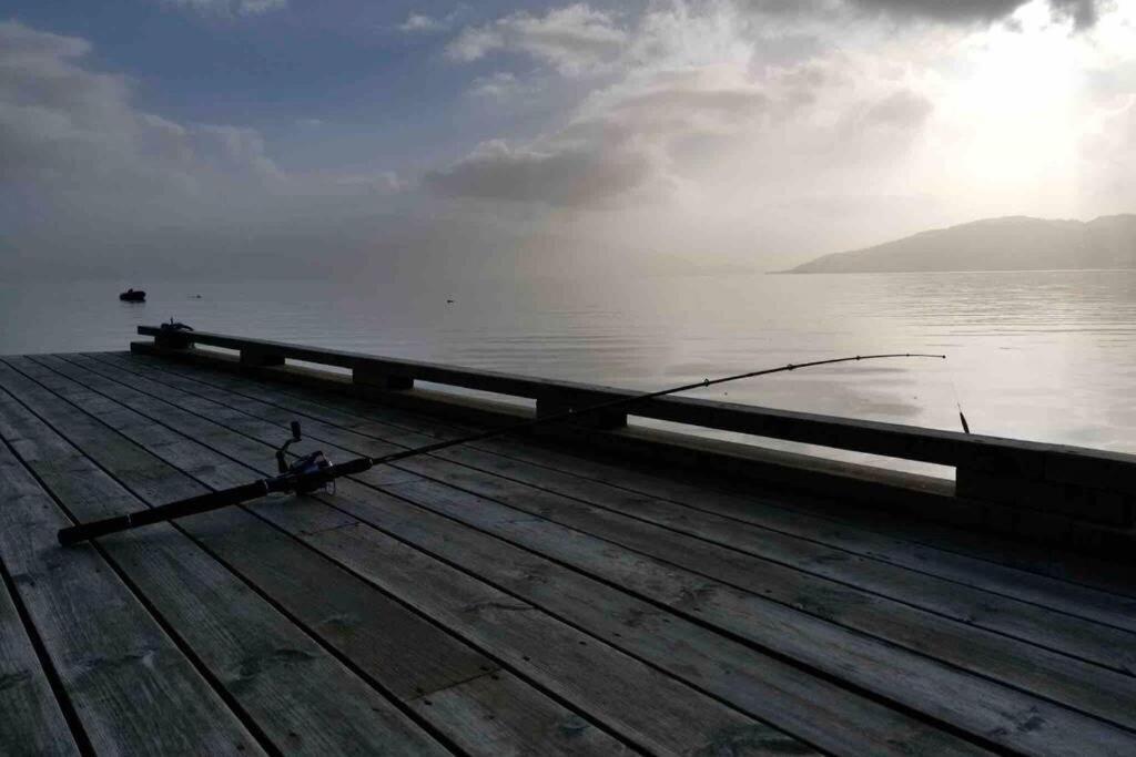 Panoramaresort In Hardangerfjorden Leilighet I Sjokanten Ved Hardangerfjorden For 7 Personer Boat , Sauna,Kajak, Sup For Rent Oystese Екстер'єр фото